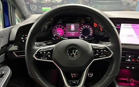 Volkswagen Golf VIII, 2022 год, 2 200 000 рублей, 9 фотография