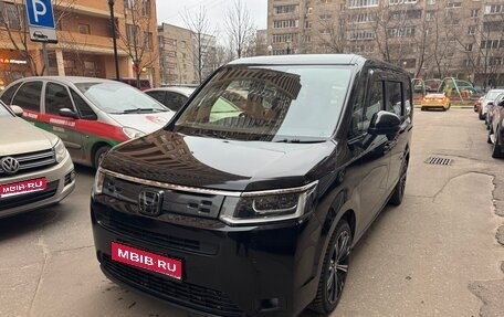 Honda Stepwgn, 2022 год, 3 100 000 рублей, 1 фотография