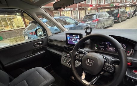 Honda Stepwgn, 2022 год, 3 100 000 рублей, 9 фотография