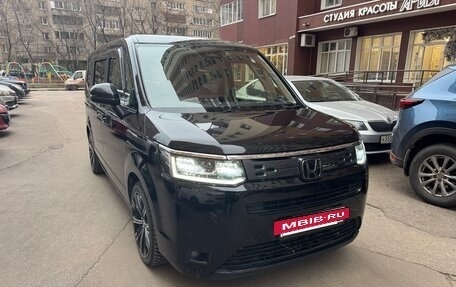 Honda Stepwgn, 2022 год, 3 100 000 рублей, 7 фотография