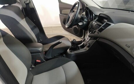 Chevrolet Cruze II, 2012 год, 689 000 рублей, 16 фотография