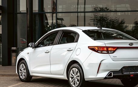 KIA Rio IV, 2022 год, 1 555 000 рублей, 9 фотография