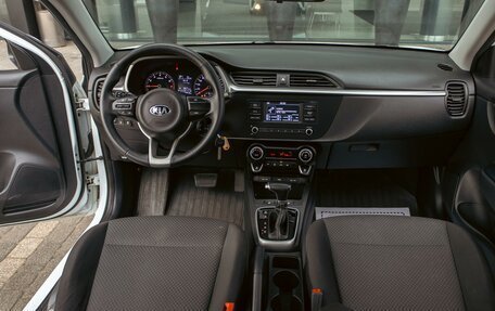 KIA Rio IV, 2022 год, 1 555 000 рублей, 16 фотография