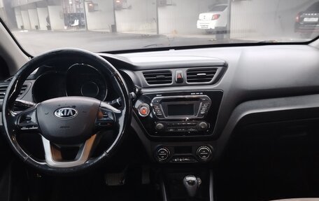 KIA Rio III рестайлинг, 2013 год, 700 000 рублей, 5 фотография