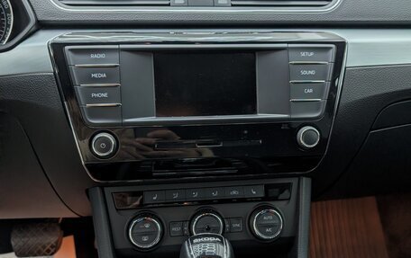 Skoda Superb III рестайлинг, 2016 год, 2 750 000 рублей, 14 фотография