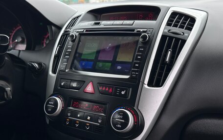 KIA cee'd I рестайлинг, 2011 год, 500 000 рублей, 12 фотография