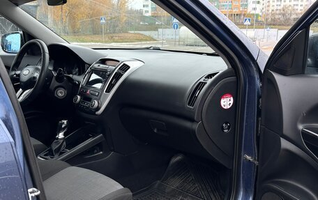 KIA cee'd I рестайлинг, 2011 год, 500 000 рублей, 11 фотография