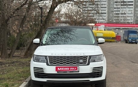 Land Rover Range Rover IV рестайлинг, 2018 год, 4 725 000 рублей, 2 фотография