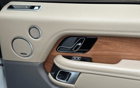 Land Rover Range Rover IV рестайлинг, 2018 год, 4 725 000 рублей, 32 фотография