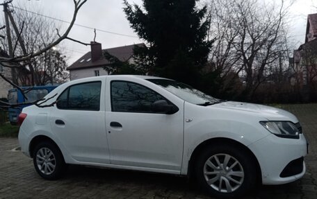 Renault Logan II, 2018 год, 570 000 рублей, 5 фотография