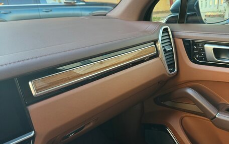 Porsche Cayenne III, 2018 год, 6 900 000 рублей, 16 фотография