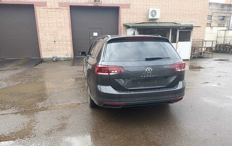 Volkswagen Passat B8 рестайлинг, 2021 год, 3 500 000 рублей, 2 фотография