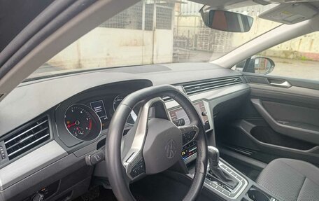 Volkswagen Passat B8 рестайлинг, 2021 год, 3 500 000 рублей, 7 фотография