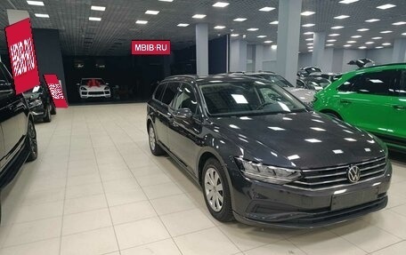 Volkswagen Passat B8 рестайлинг, 2021 год, 3 500 000 рублей, 5 фотография