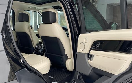 Land Rover Range Rover IV рестайлинг, 2019 год, 9 500 000 рублей, 11 фотография