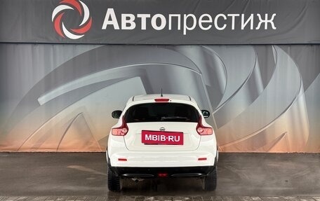 Nissan Juke II, 2011 год, 860 000 рублей, 7 фотография