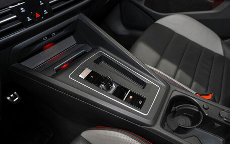 Volkswagen Golf GTI, 2021 год, 3 650 000 рублей, 16 фотография