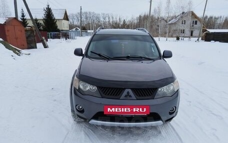 Mitsubishi Outlander III рестайлинг 3, 2006 год, 1 200 000 рублей, 3 фотография