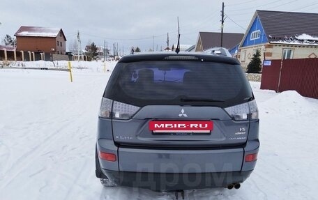 Mitsubishi Outlander III рестайлинг 3, 2006 год, 1 200 000 рублей, 2 фотография