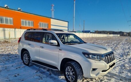 Toyota Land Cruiser Prado 150 рестайлинг 2, 2020 год, 6 500 000 рублей, 5 фотография