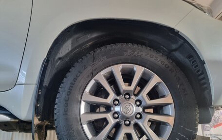 Toyota Land Cruiser Prado 150 рестайлинг 2, 2020 год, 6 500 000 рублей, 14 фотография