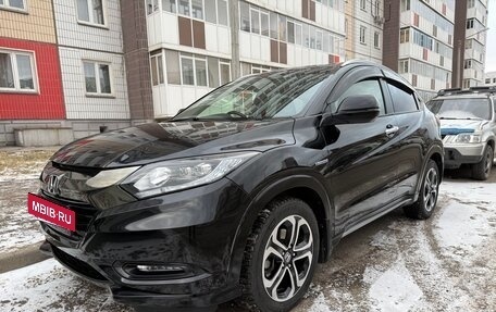 Honda Vezel, 2017 год, 2 090 000 рублей, 3 фотография