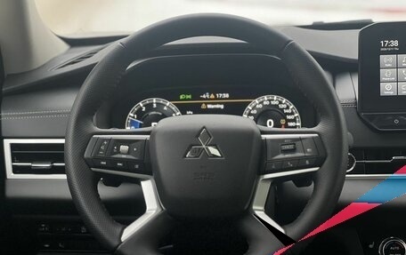 Mitsubishi Outlander, 2023 год, 3 750 000 рублей, 27 фотография