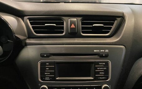 KIA Rio III рестайлинг, 2015 год, 915 000 рублей, 6 фотография