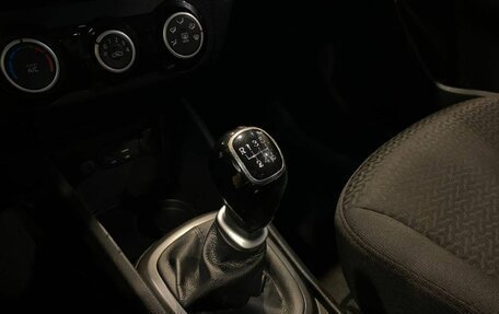 KIA Rio III рестайлинг, 2015 год, 915 000 рублей, 25 фотография