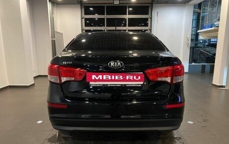 KIA Rio III рестайлинг, 2015 год, 915 000 рублей, 31 фотография