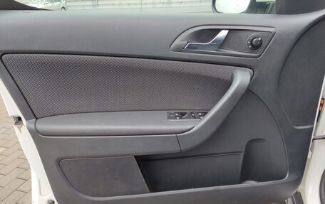 Skoda Yeti I рестайлинг, 2012 год, 720 000 рублей, 15 фотография