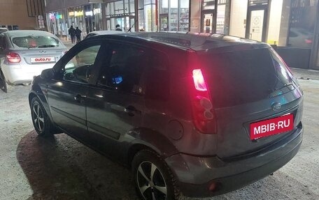 Ford Fiesta, 2006 год, 299 000 рублей, 4 фотография