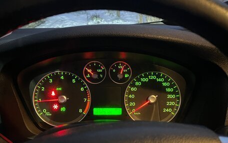 Ford Focus II рестайлинг, 2006 год, 499 999 рублей, 20 фотография