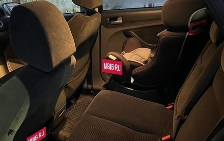 Ford Focus II рестайлинг, 2006 год, 499 999 рублей, 16 фотография