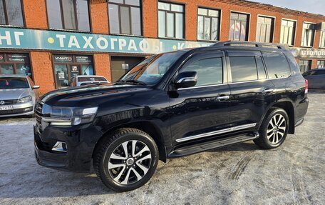 Toyota Land Cruiser 200, 2018 год, 7 950 000 рублей, 17 фотография