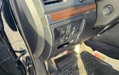 Toyota Land Cruiser 200, 2018 год, 7 950 000 рублей, 26 фотография