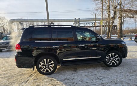 Toyota Land Cruiser 200, 2018 год, 7 950 000 рублей, 23 фотография