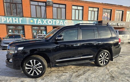 Toyota Land Cruiser 200, 2018 год, 7 950 000 рублей, 19 фотография