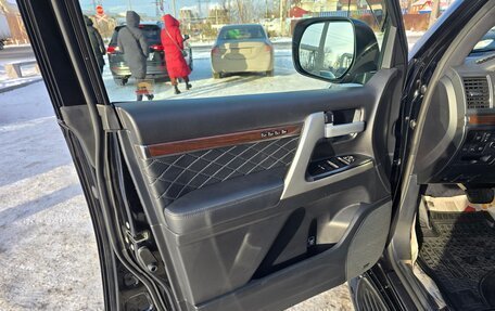 Toyota Land Cruiser 200, 2018 год, 7 950 000 рублей, 27 фотография