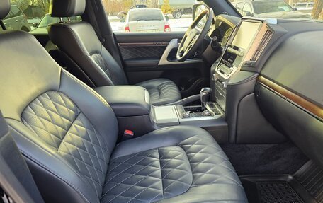 Toyota Land Cruiser 200, 2018 год, 7 950 000 рублей, 34 фотография