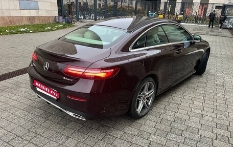 Mercedes-Benz E-Класс, 2019 год, 5 500 000 рублей, 5 фотография