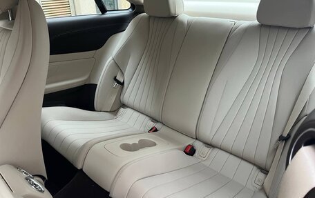 Mercedes-Benz E-Класс, 2019 год, 5 500 000 рублей, 14 фотография