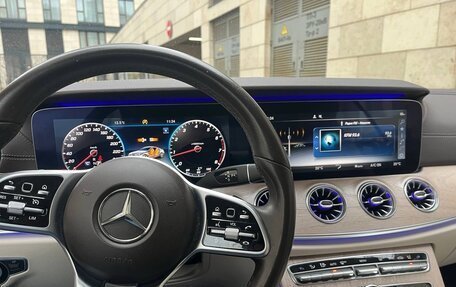 Mercedes-Benz E-Класс, 2019 год, 5 500 000 рублей, 20 фотография