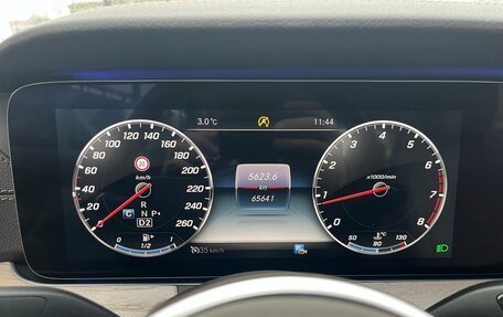 Mercedes-Benz E-Класс, 2019 год, 5 500 000 рублей, 22 фотография