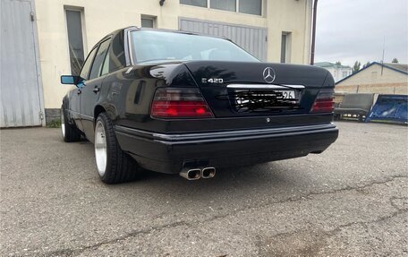 Mercedes-Benz E-Класс, 1994 год, 1 150 000 рублей, 6 фотография