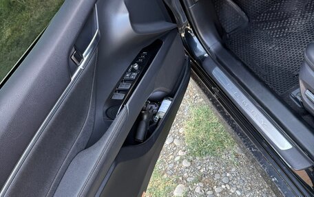 Toyota Camry, 2023 год, 3 500 000 рублей, 6 фотография