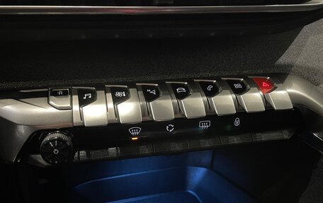 Peugeot 5008 II, 2018 год, 2 069 000 рублей, 7 фотография