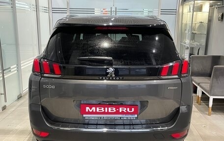 Peugeot 5008 II, 2018 год, 2 069 000 рублей, 3 фотография