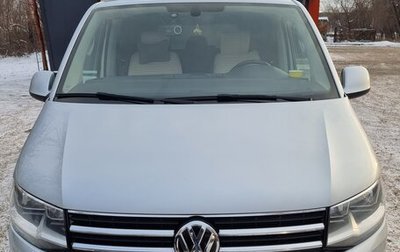 Volkswagen Caravelle T6 рестайлинг, 2017 год, 2 900 000 рублей, 1 фотография