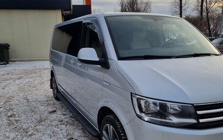 Volkswagen Caravelle T6 рестайлинг, 2017 год, 2 900 000 рублей, 7 фотография